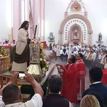 Se desborda la fe con la llegada de las reliquias de San Judas Tadeo a Altotonga