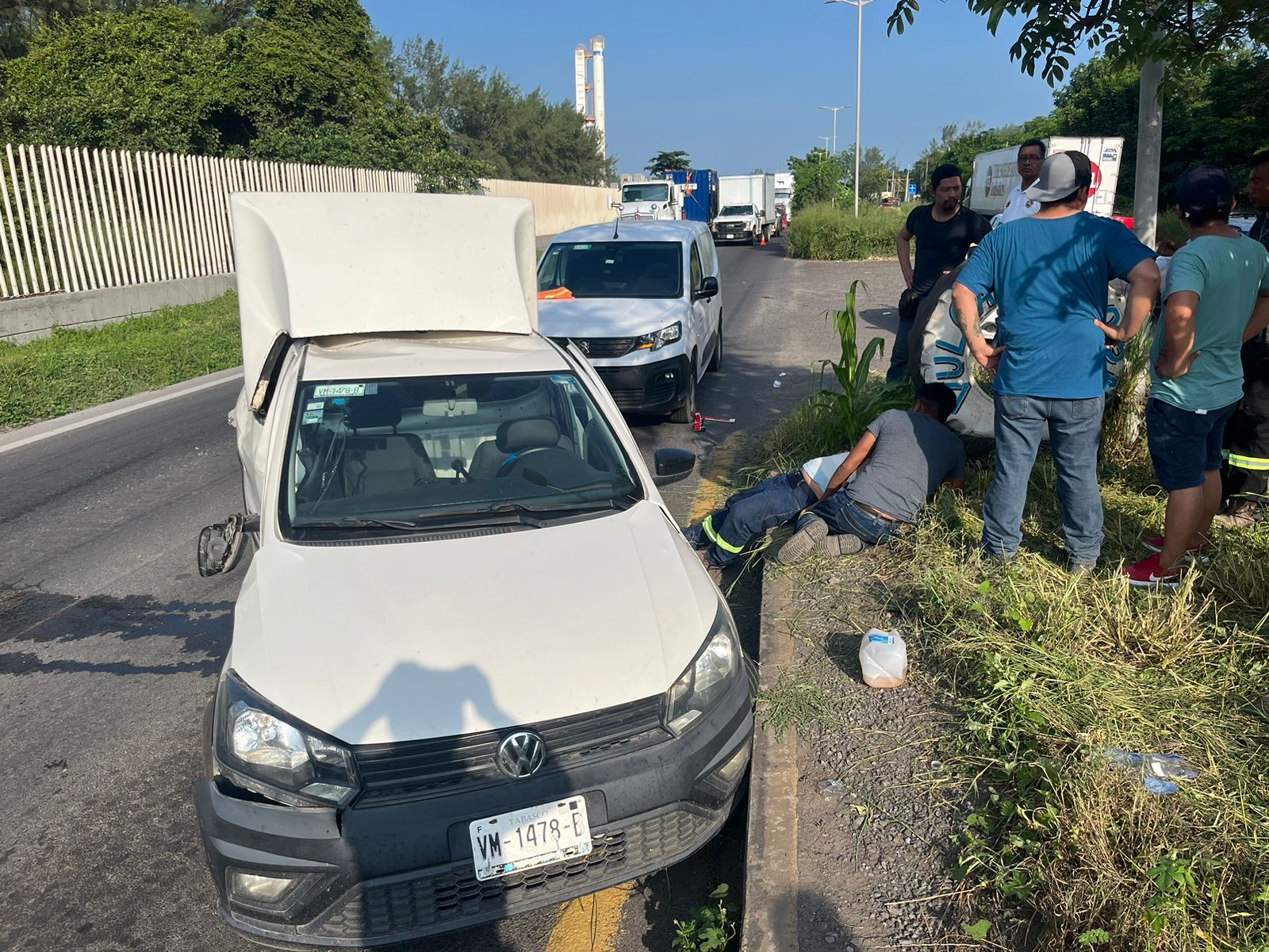 Cuatro lesionados en accidente en la carretera Veracruz-Xalapa