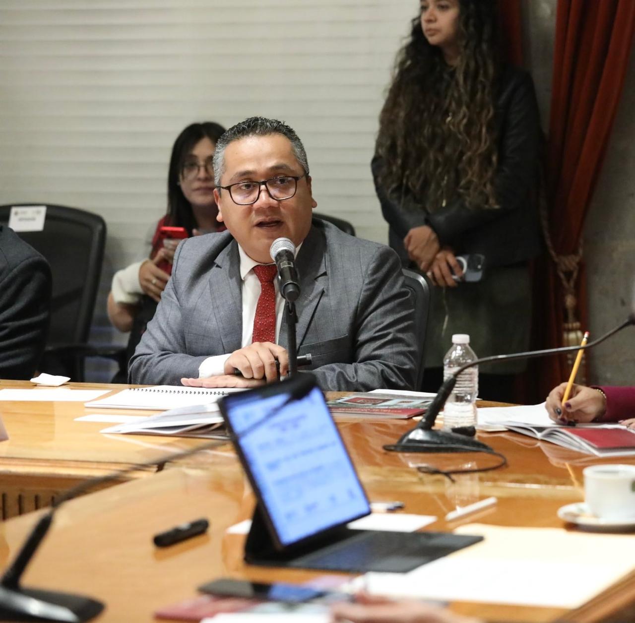 Sin avances denuncia contra titular de Invivienda por violencia de género, acoso y hostigamiento