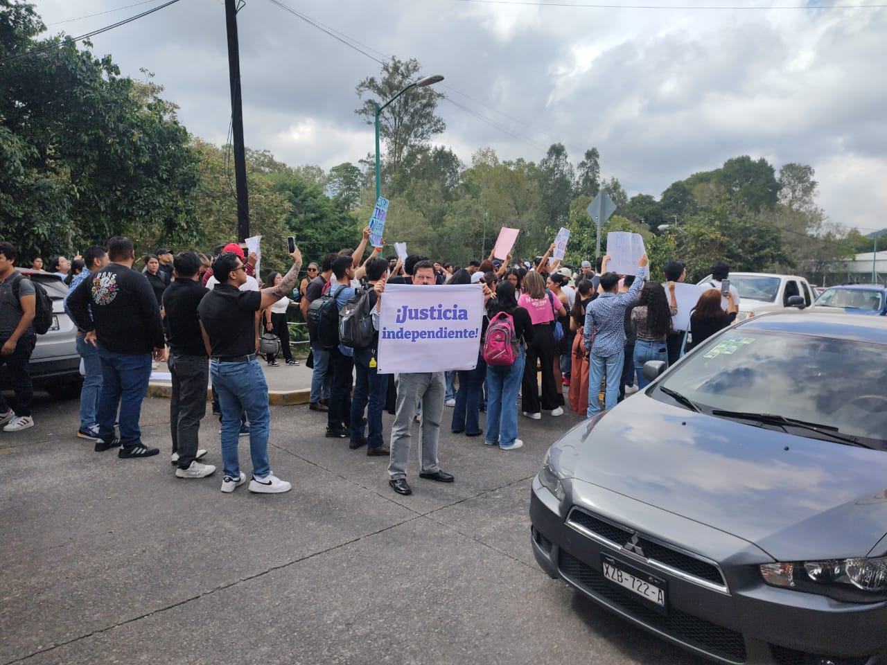 No a la reforma judicial: Estudiantes de la Facultad de Derecho UV