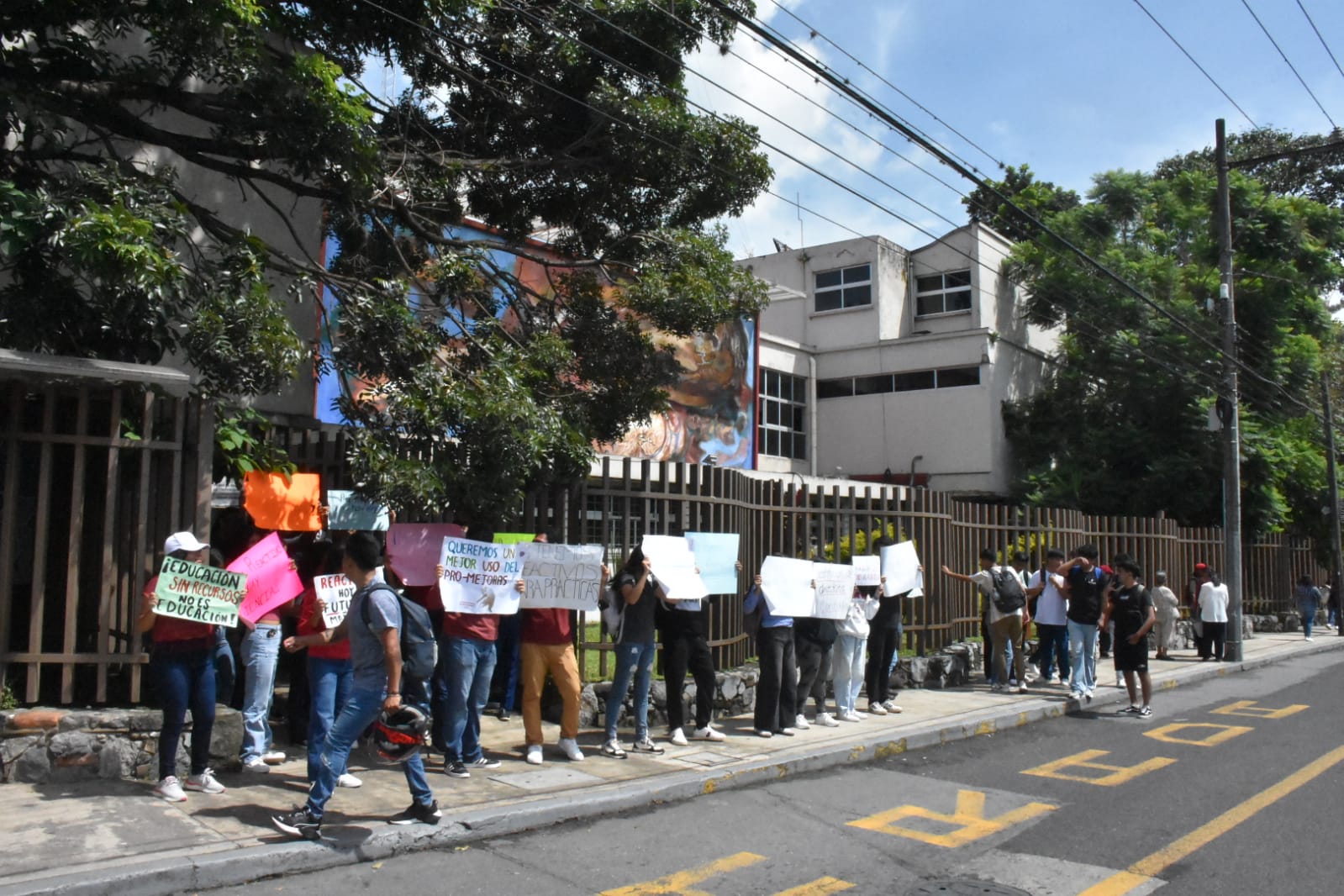 Acusan a Fesapauv de intentar la destitución de directora de Ciencias Químicas