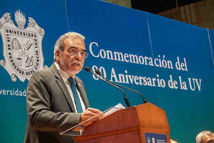 80 años de “Arte, Ciencia y Luz”: festeja UV su fundación