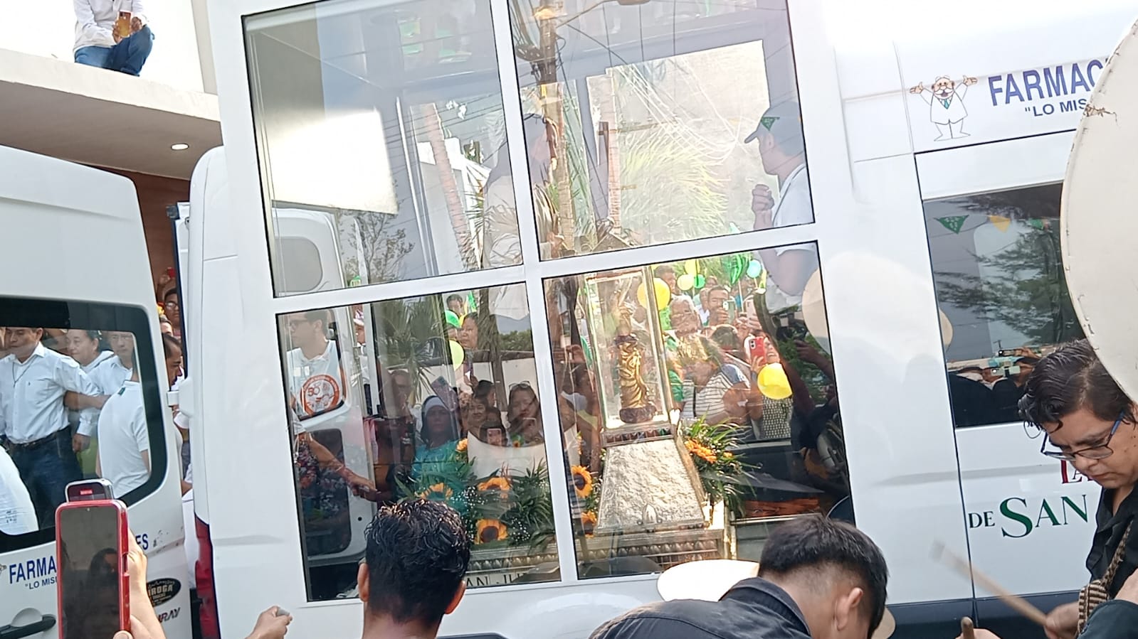 Dan la bienvenida a las reliquias de San Judas Tadeo en Veracruz puerto