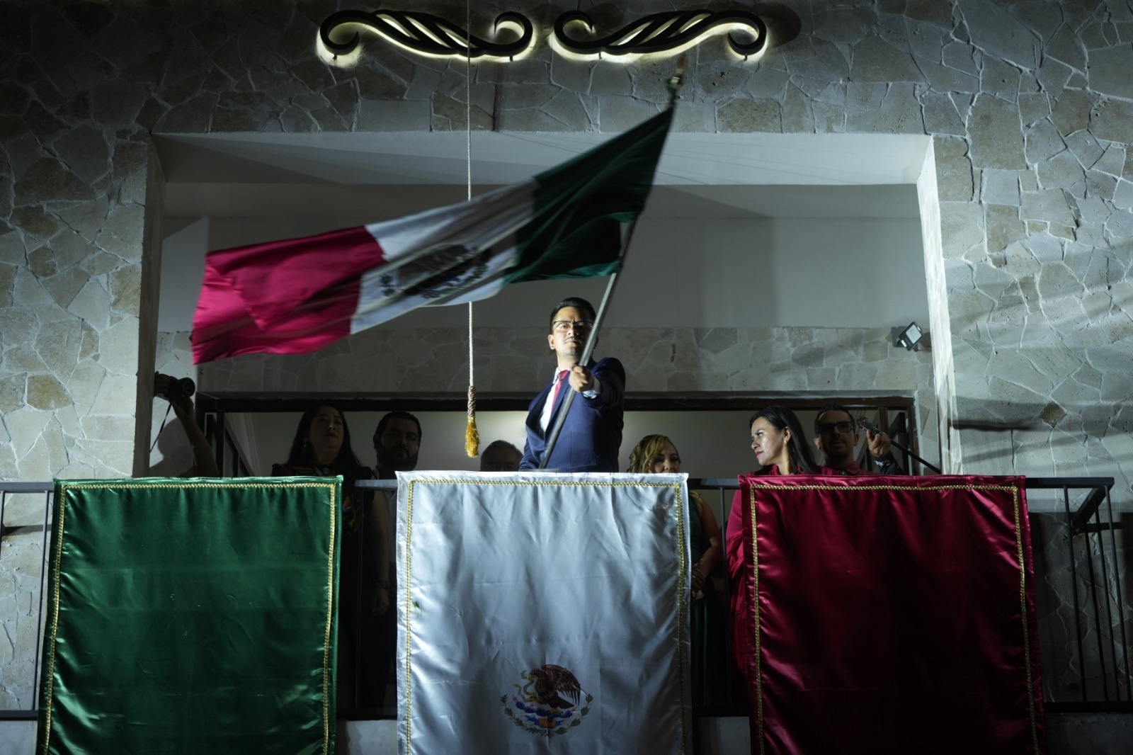 Ayuntamiento de Emiliano Zapata da grito de independencia