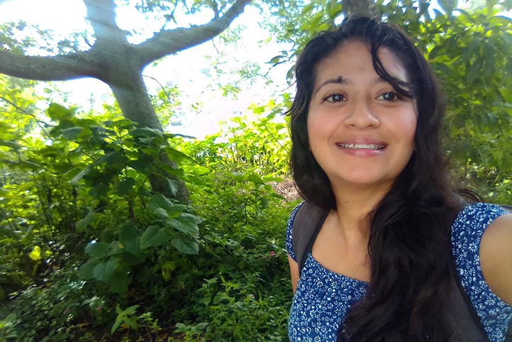 Alumna de UV-Intercultural evalúa sostenibilidad de huertos de traspatio