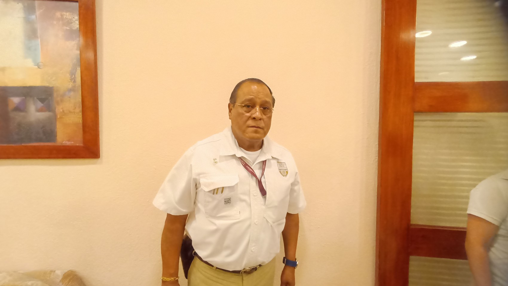 Asume otra vez la delegación del INM en Veracruz el vicealmirante retirado Roberto González López