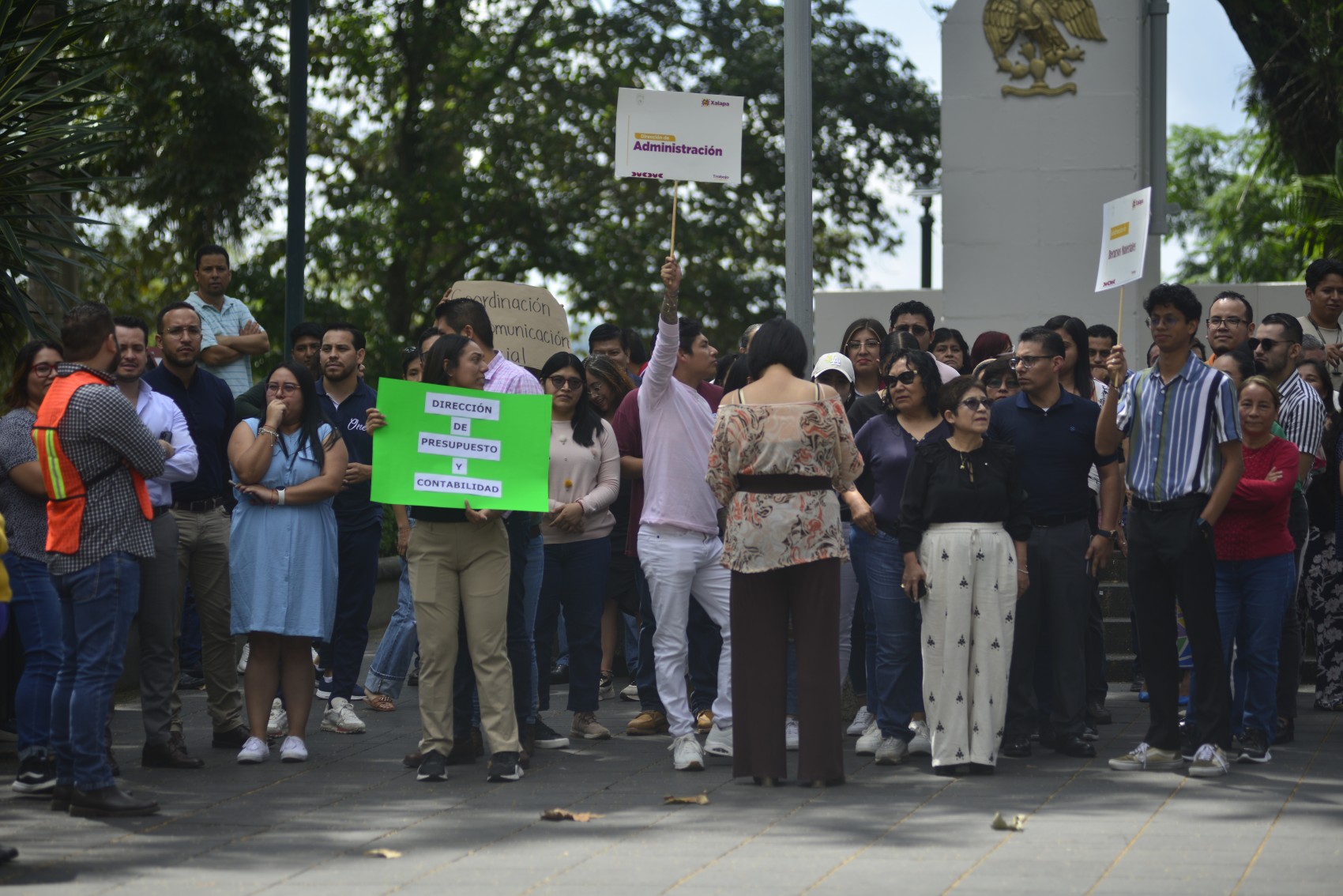 Ochocientos empleados participan en simulacro en el centro de Xalapa