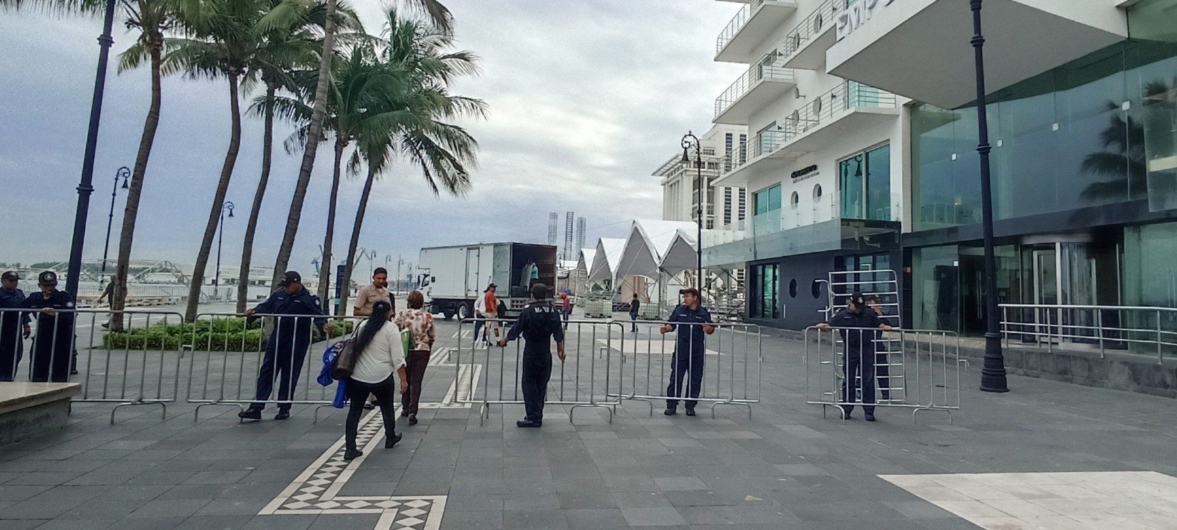 Habrá cierre del bulevar Manuel Ávila Camacho por desfile del Día de la Marina