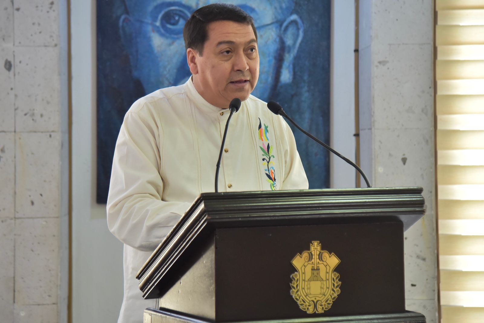 Proponen 70 años de cárcel a quien cometa el delito de transfeminicidio en Veracruz