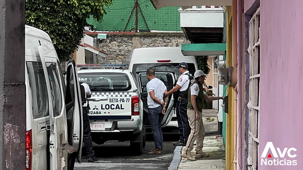 Aseguran a presunto pollero en Orizaba