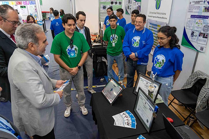 UV realizó 3ra Jornada Interdisciplinaria del AAT