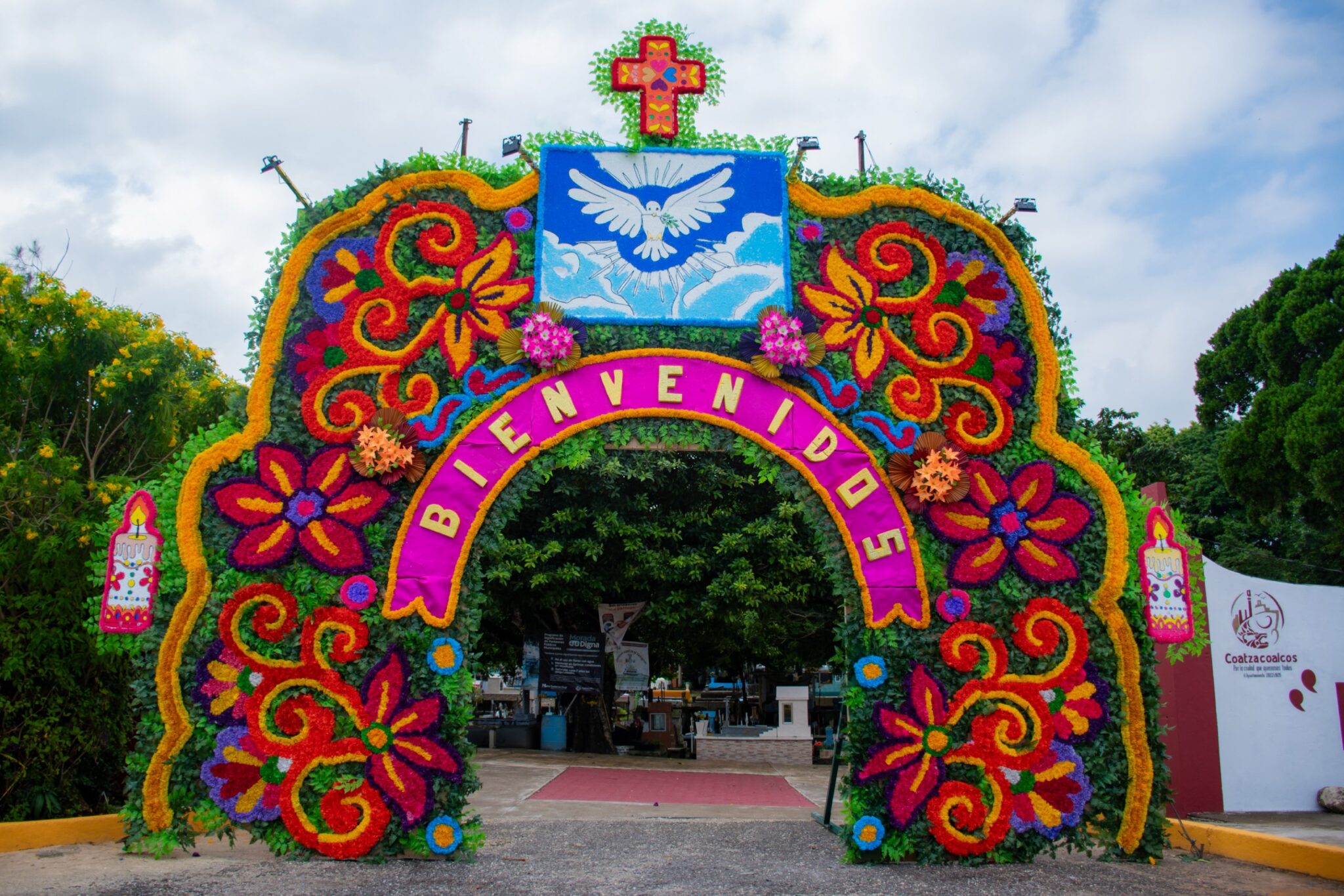 Listos los panteones de Coatzacoalcos para la celebración del día de muertos