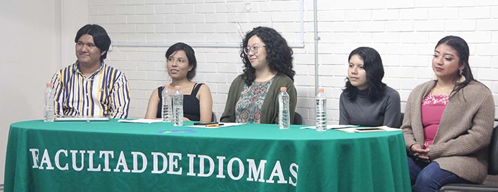 Alumnos UV reflexionaron y dialogaron sobre la migración a EEUU