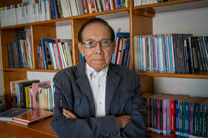 El libro, vital en la construcción del pensamiento crítico: Mario Muñoz