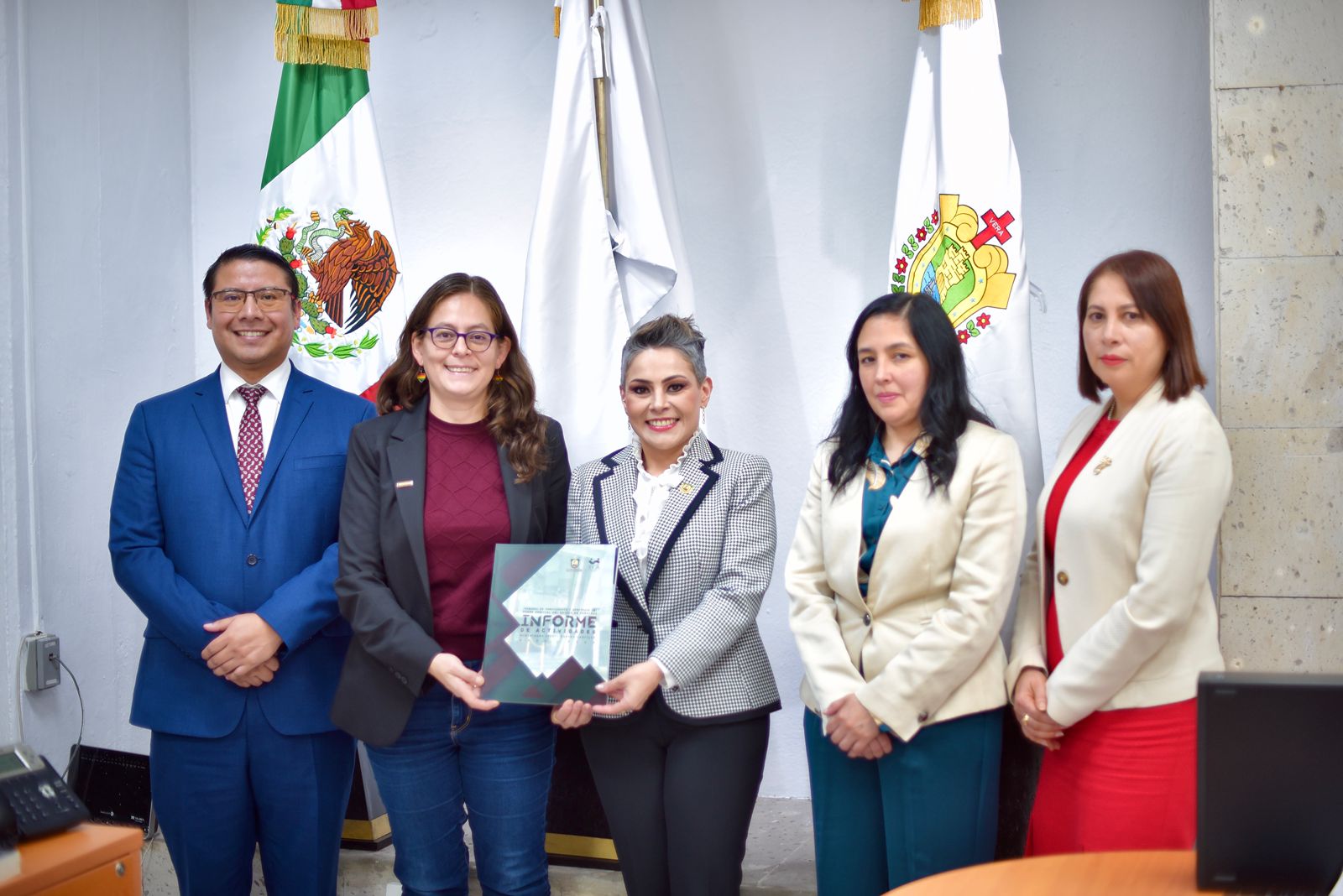 Recibe Presidenta del Congreso Informe del Tribunal de Conciliación y Arbitraje