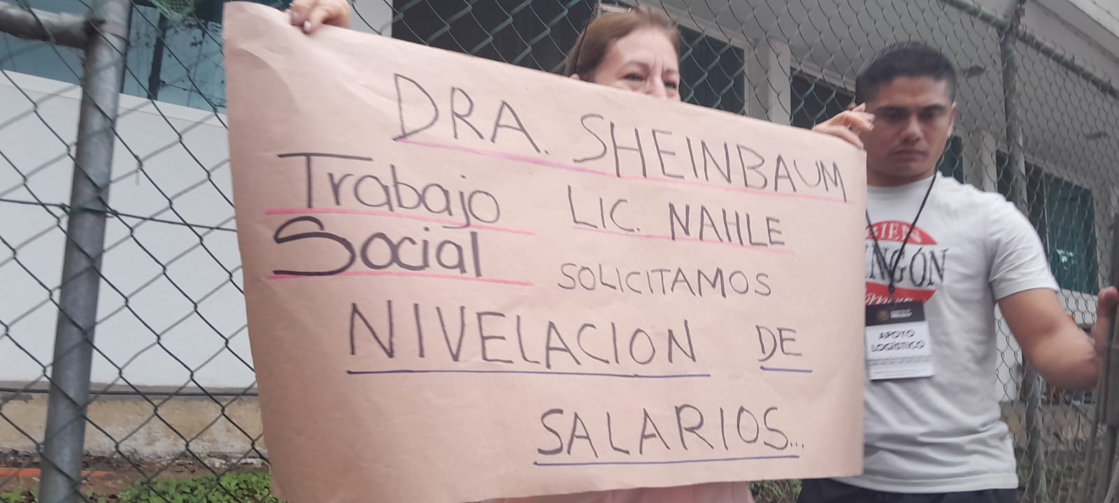 Empleada de salud pide a Sheinbaum nivelar salarios