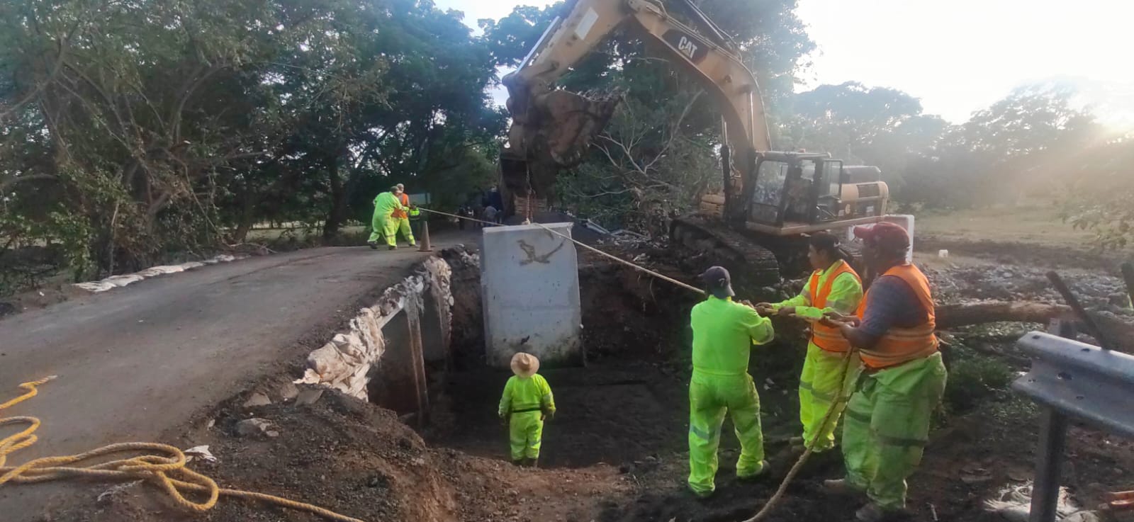 Cierre parcial en la carretera Poza Rica-Veracruz por trabajos de reparación