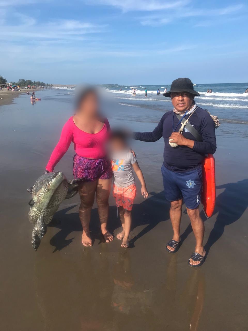 Localizan a menor reportado como extraviado en las playas de Chachalacas
