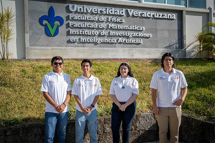 UV congregó a 122 estudiantes en la Olimpiada Nacional de Física 2024