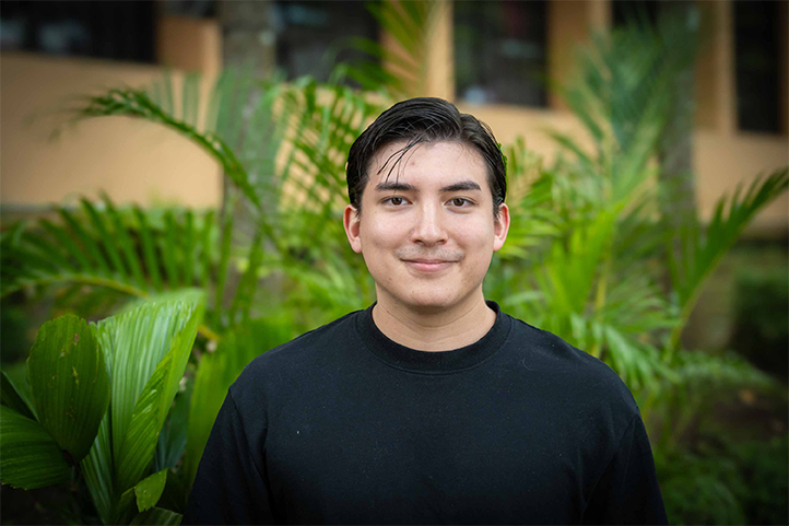 Emiliano Fernández, alumno de la UV obtuvo oro y bronce en Olimpiadas de Matemáticas