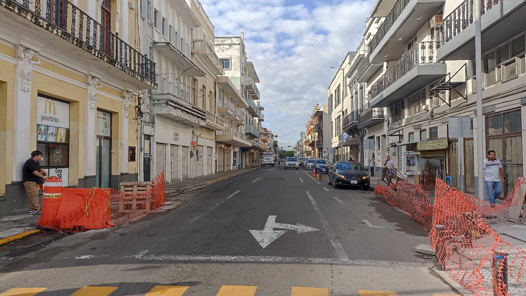 Cierre vial en la calle Mario Molina, por obra del Centro Histórico de Veracruz