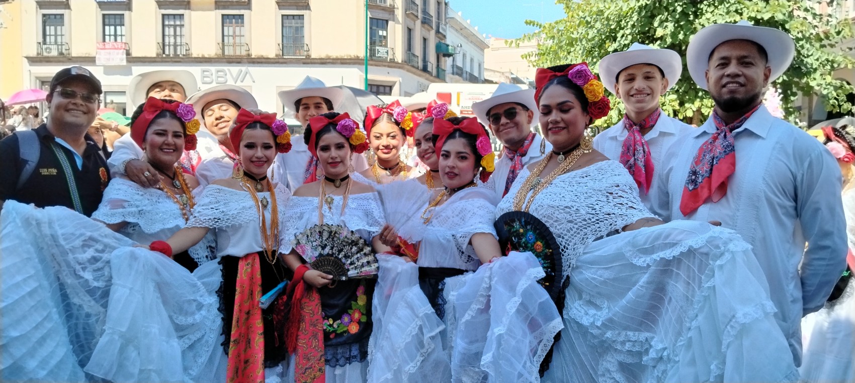 Un orgullo portar el traje de jarocho y jarocha: Terrablanquences