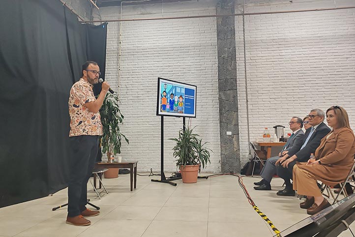 Mandato social restringe a hombres expresión de emociones: Alí Siles