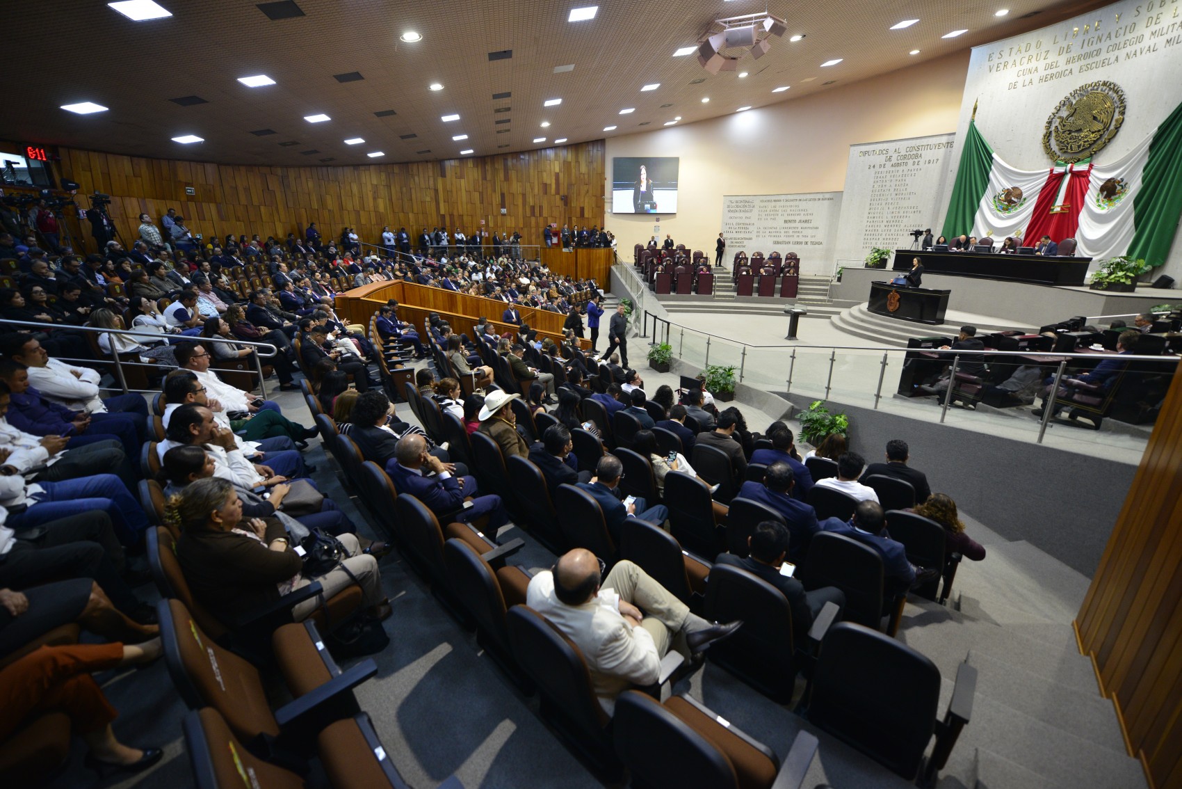Secretarios asistirán con máximo de 20 acompañantes al Congreso