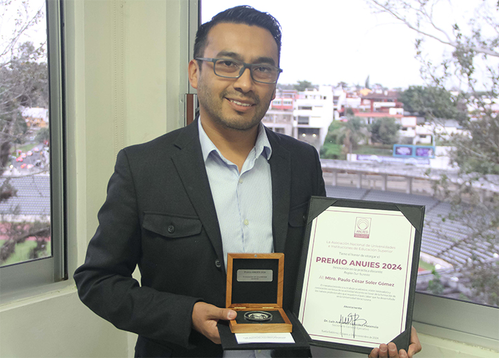 Académico de Psicología UV obtuvo Premio ANUIES 2024