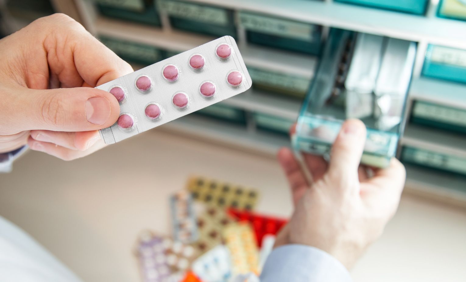 Se abrirán 15 mil farmacias del Bienestar en 5 mil poblaciones del país