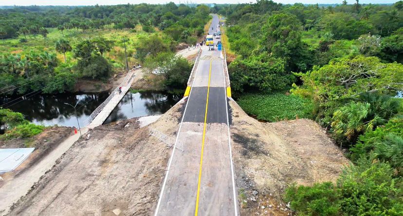 Concluye la rehabilitación del puente Pozuelos en Tlalixcoyan