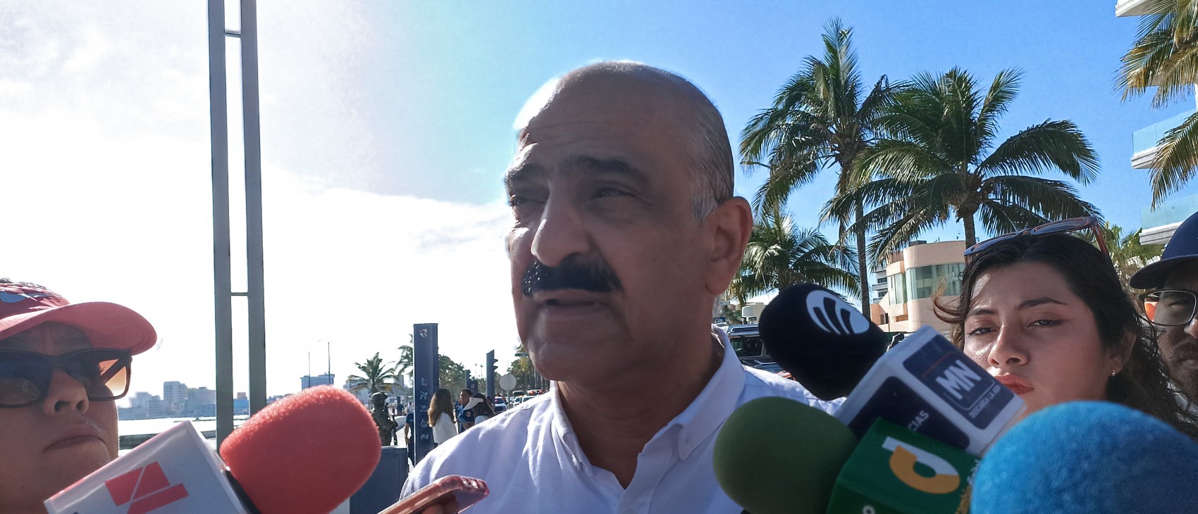 Elecciones municipales iniciarán en Veracruz sin focos rojos: Ricardo Ahued