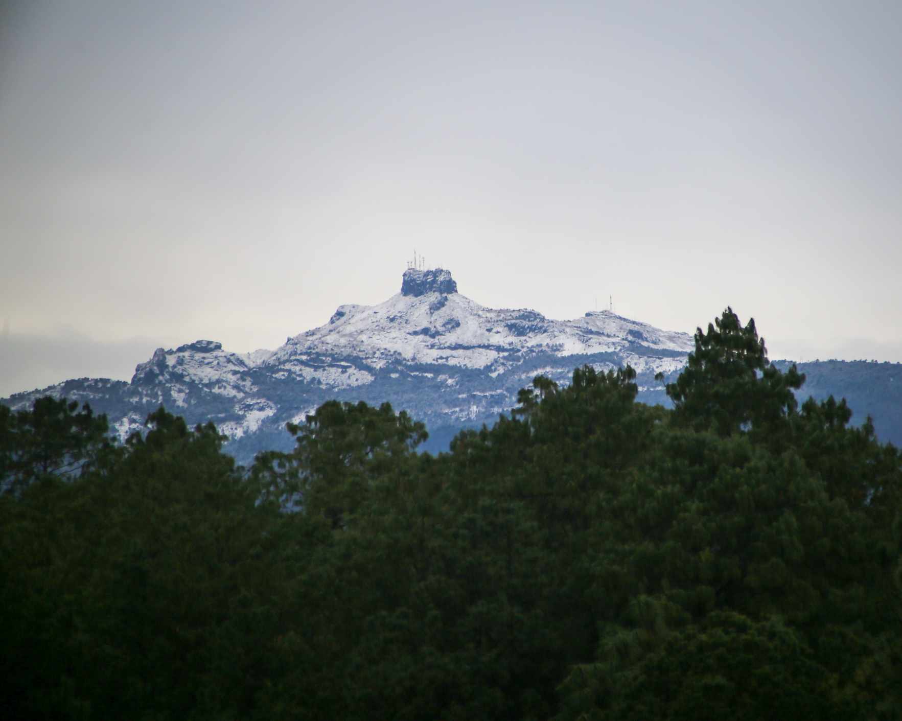 Nevada en el Cofre de Perote: Protección Civil alerta sobre riesgos de ascenso