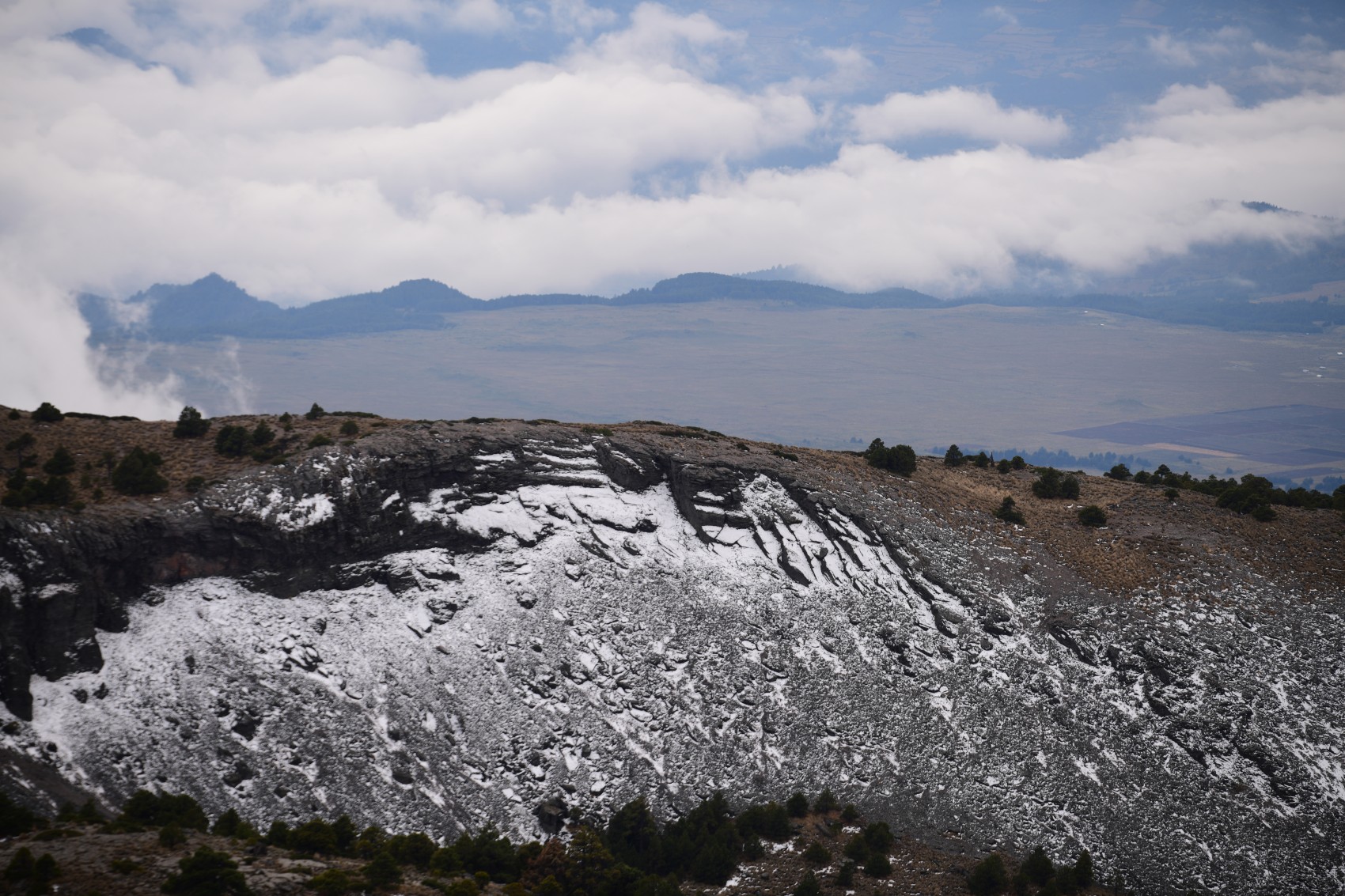 Prevén nevadas para este lunes