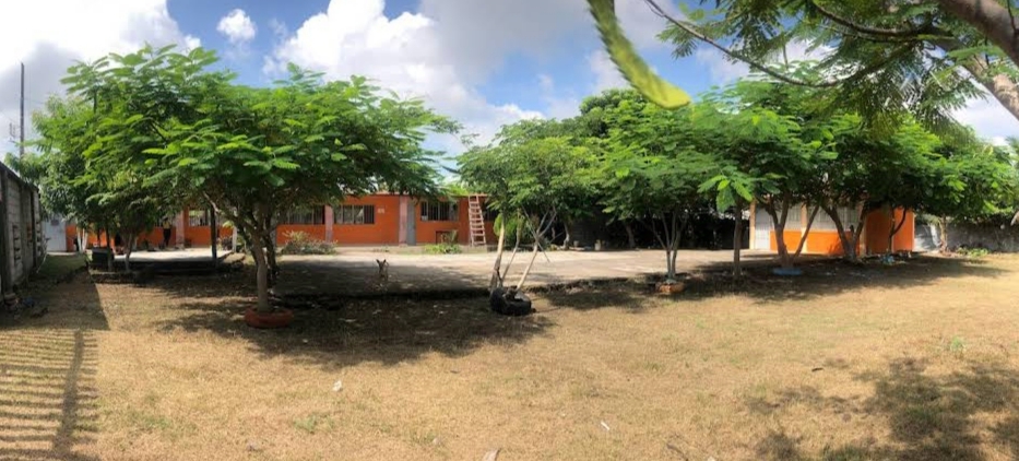 Ni CFE ni SEV solucionan falta de luz en telesecundaria de Veracruz, denuncia profesor