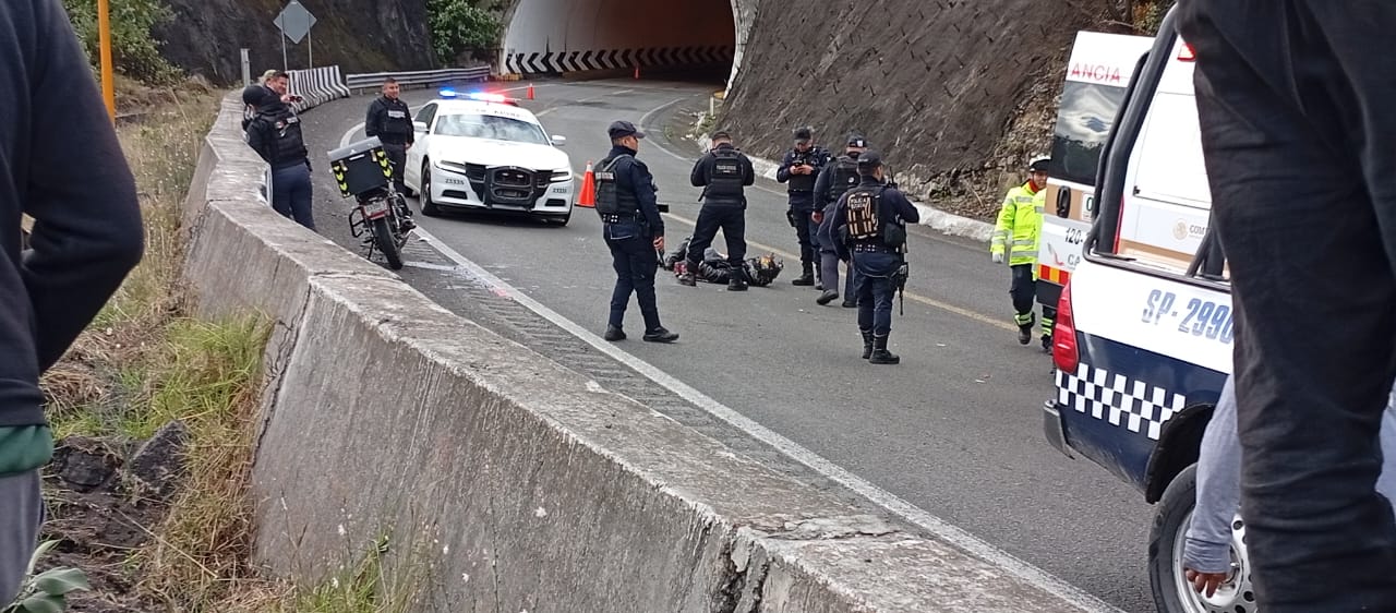 Grave motociclista atropellado en la autopista Puebla-Orizaba, responsable se da a la fuga