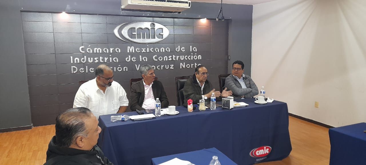 Empresarios del norte veracruzano exigen reducción de tarifas eléctricas