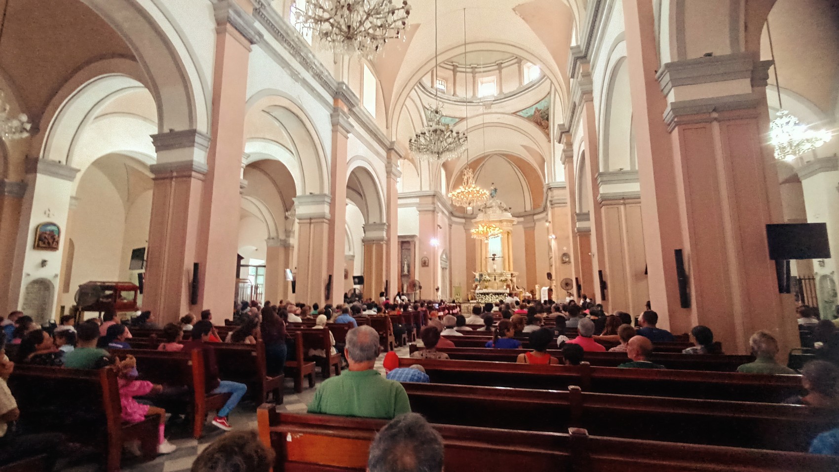 Requieren 100 mil pesos para dar mantenimiento al campanario y la torre de la Catedral de Veracruz