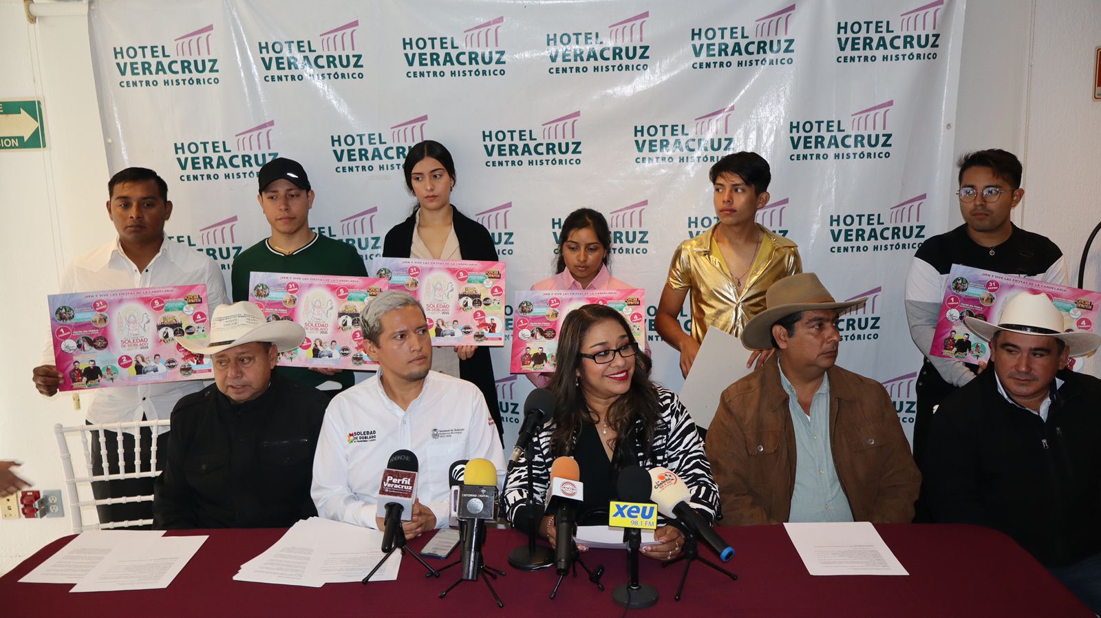 Presentan cartelera artística de las Fiestas de la Candelaria de Soledad de Doblado