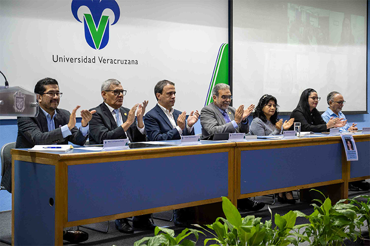 UV, pionera en atender crisis de desaparición en México