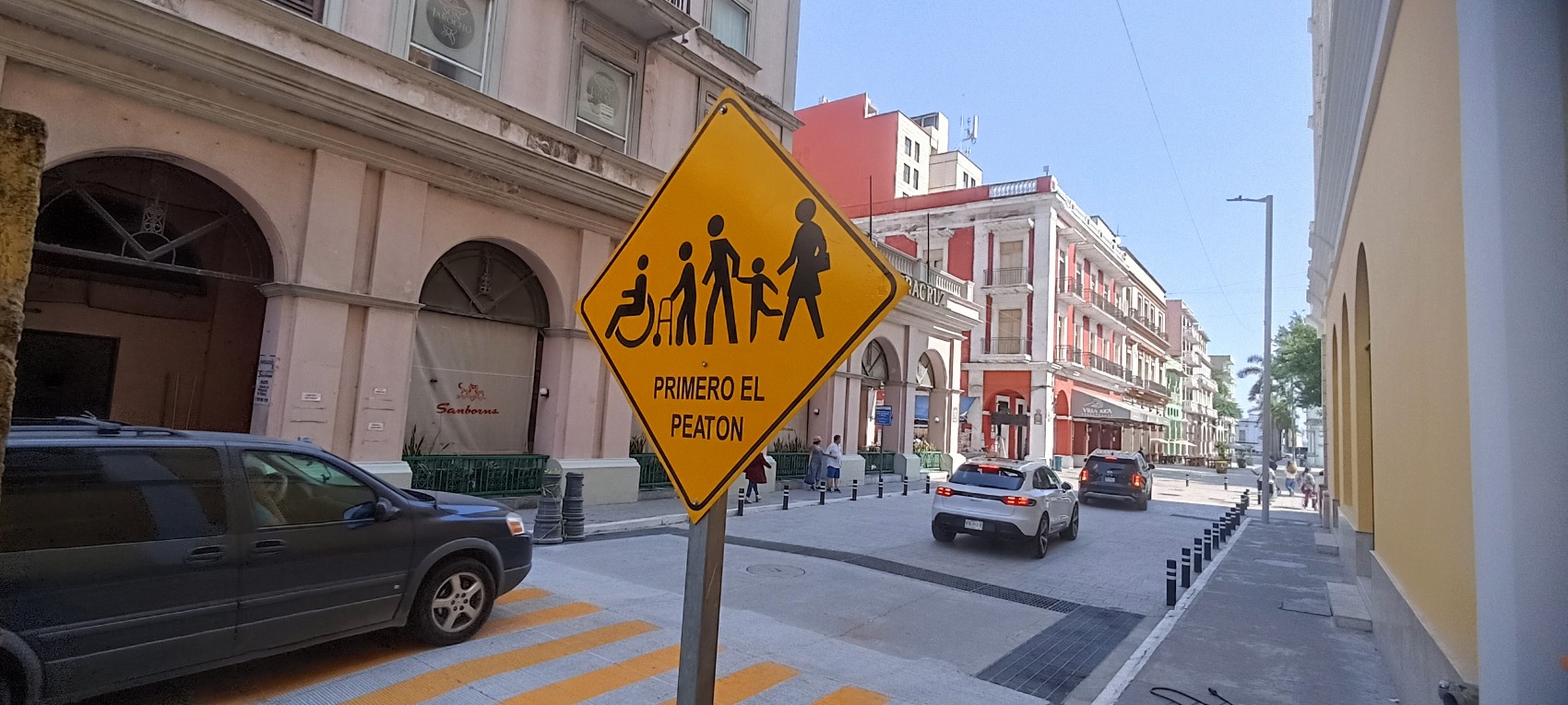 Se reanuda la circulación vial en Lerdo tras la rehabilitación en el Centro Histórico de Veracruz