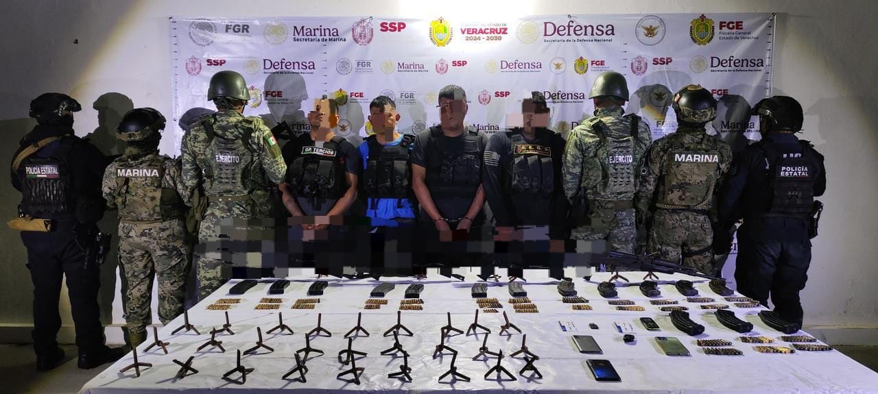 Cuatro detenidos en Álamo y camioneta asegurada en Poza Rica