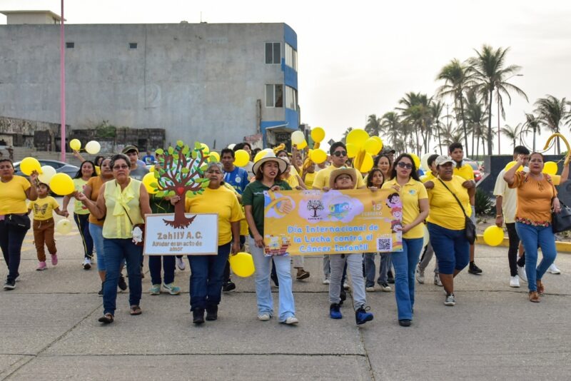 Conmemora Coatzacoalcos Día Internacional de la Lucha contra el Cáncer Infantil con caminata