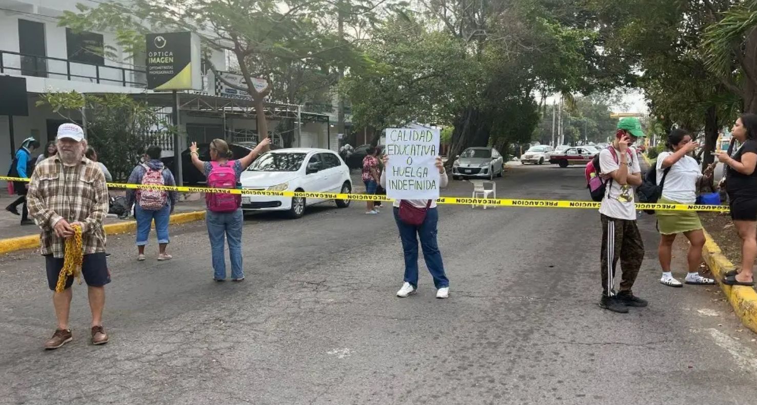 Bloquean Miguel Ángel de Quevedo y Campero, en Veracruz