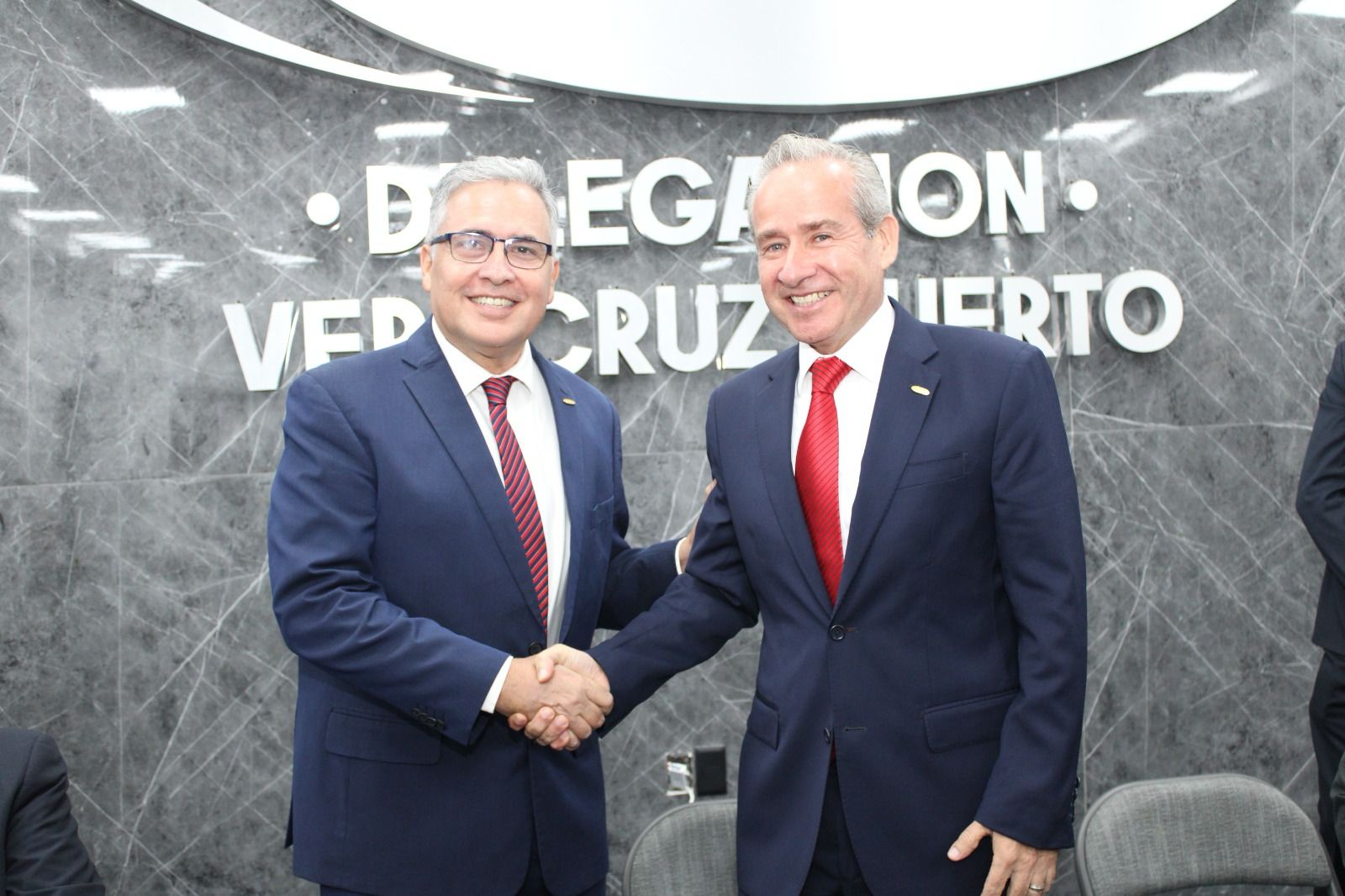 Alejandro Cagigas Obeso asume la presidencia de la CMIC Veracruz-Puerto