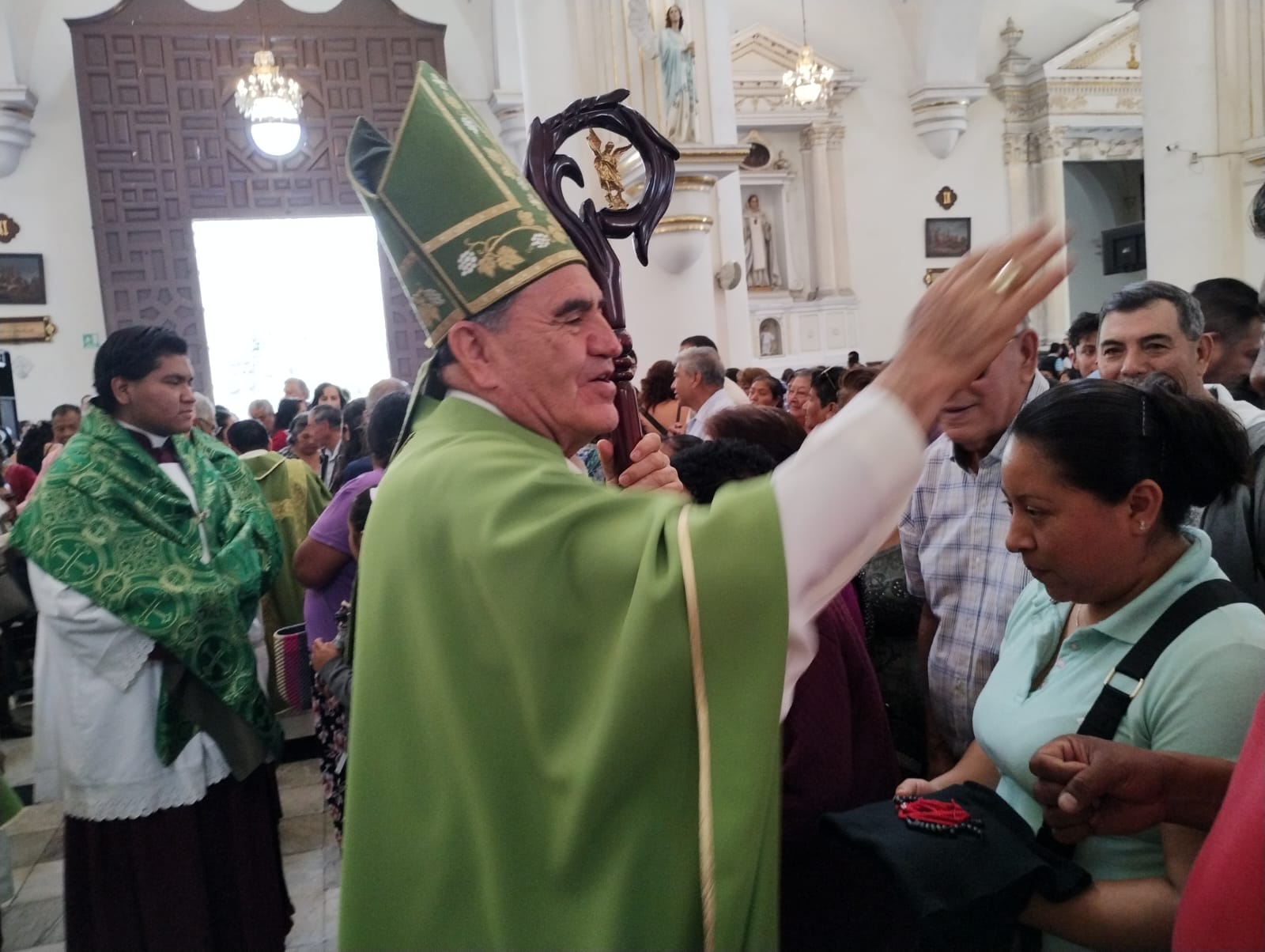 El Papa Francisco sigue al frente de la iglesia católica en el mundo: Obispo de Orizaba