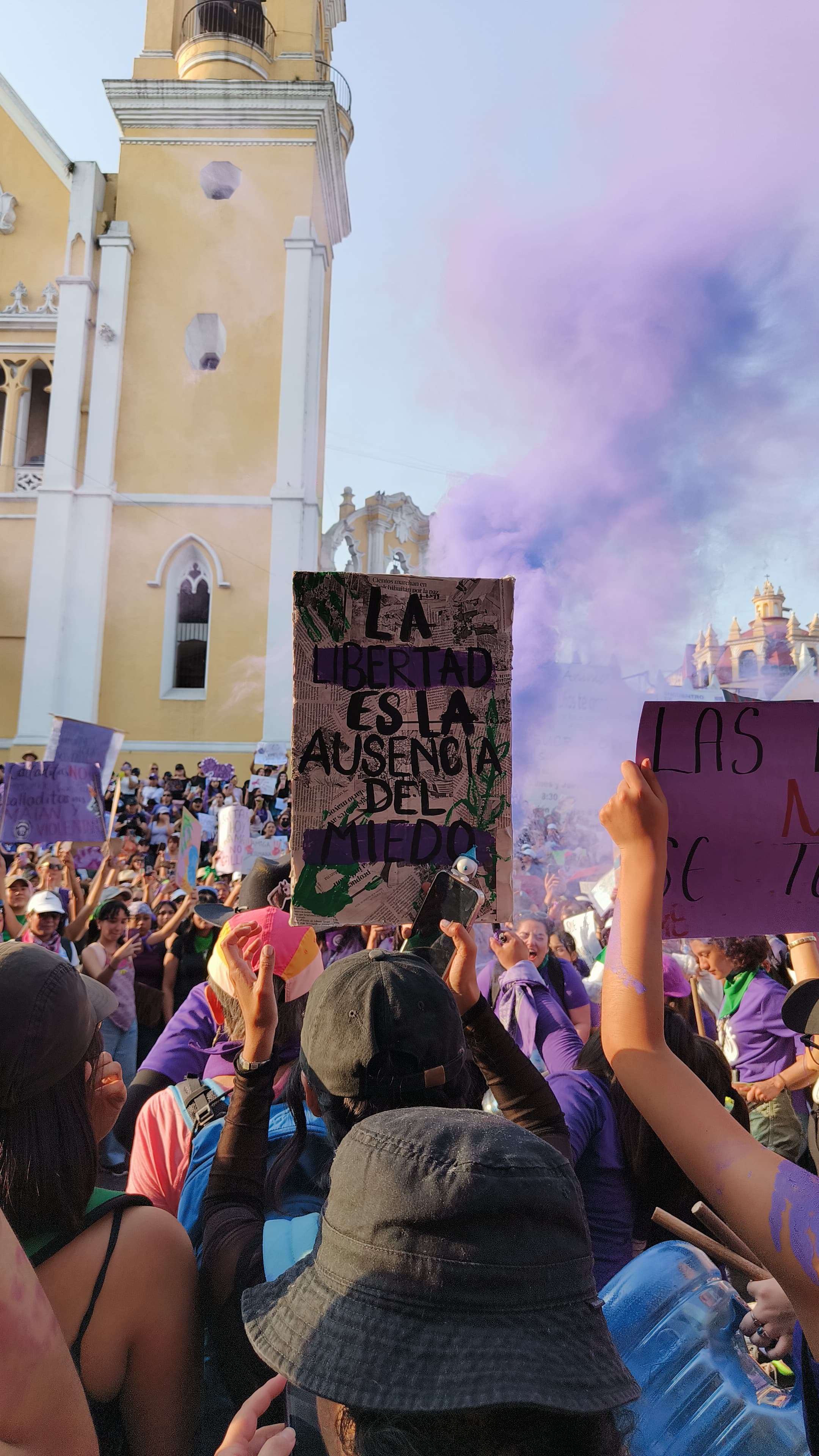 Marcha 8M: Mujeres exigen alto a la violencia y la impunidad en Veracruz