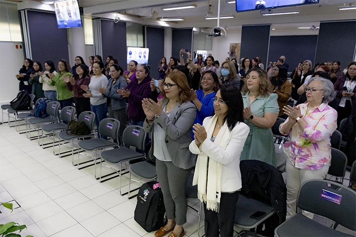 Mujeres, parte de la fuerza impulsora en tecnología