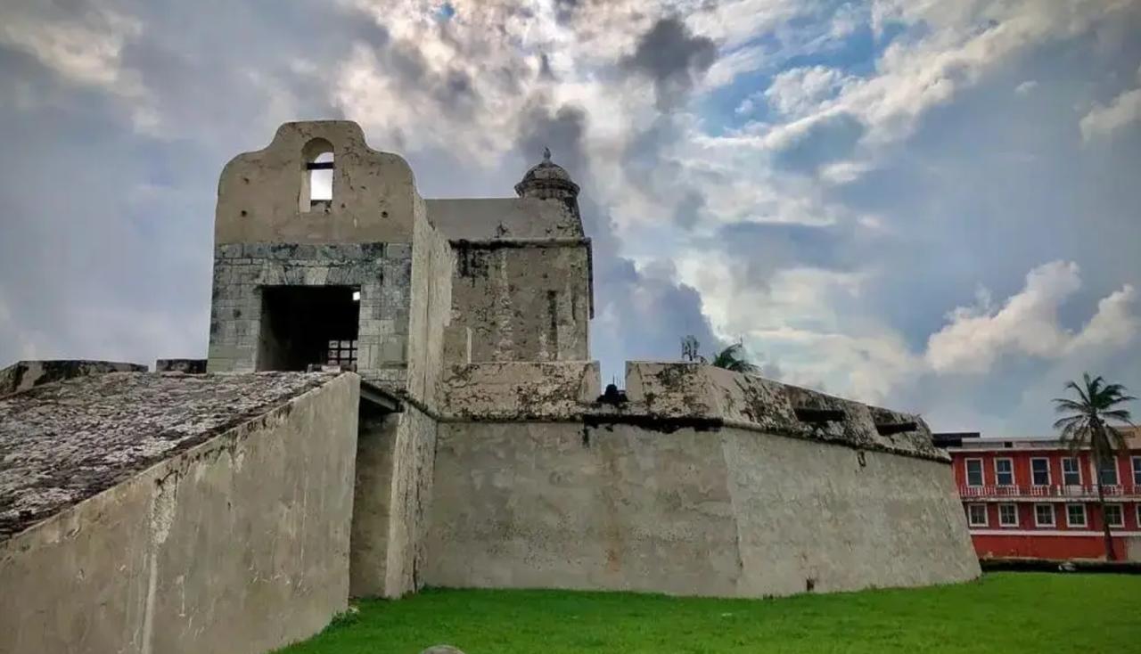 Buscan reabrir el Baluarte de Santiago en Veracruz tras ocho años de cierre