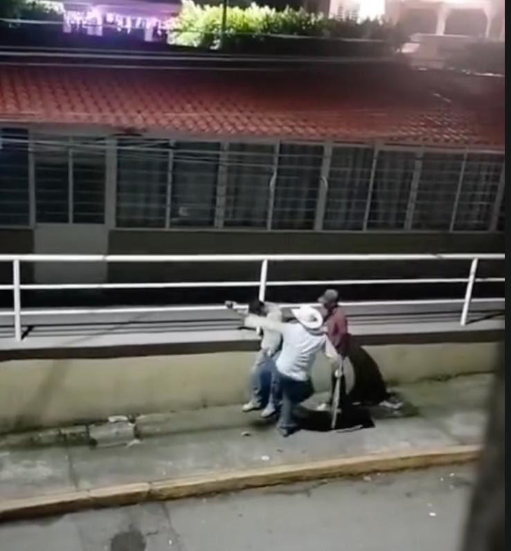 Agresión a joven con discapacidad causa indignación en Ixhuatlancillo